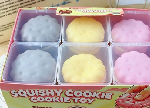 Crispy Sandwich Cookie Squishy - Crispy-Sandwich-Cookie-Squishy-001